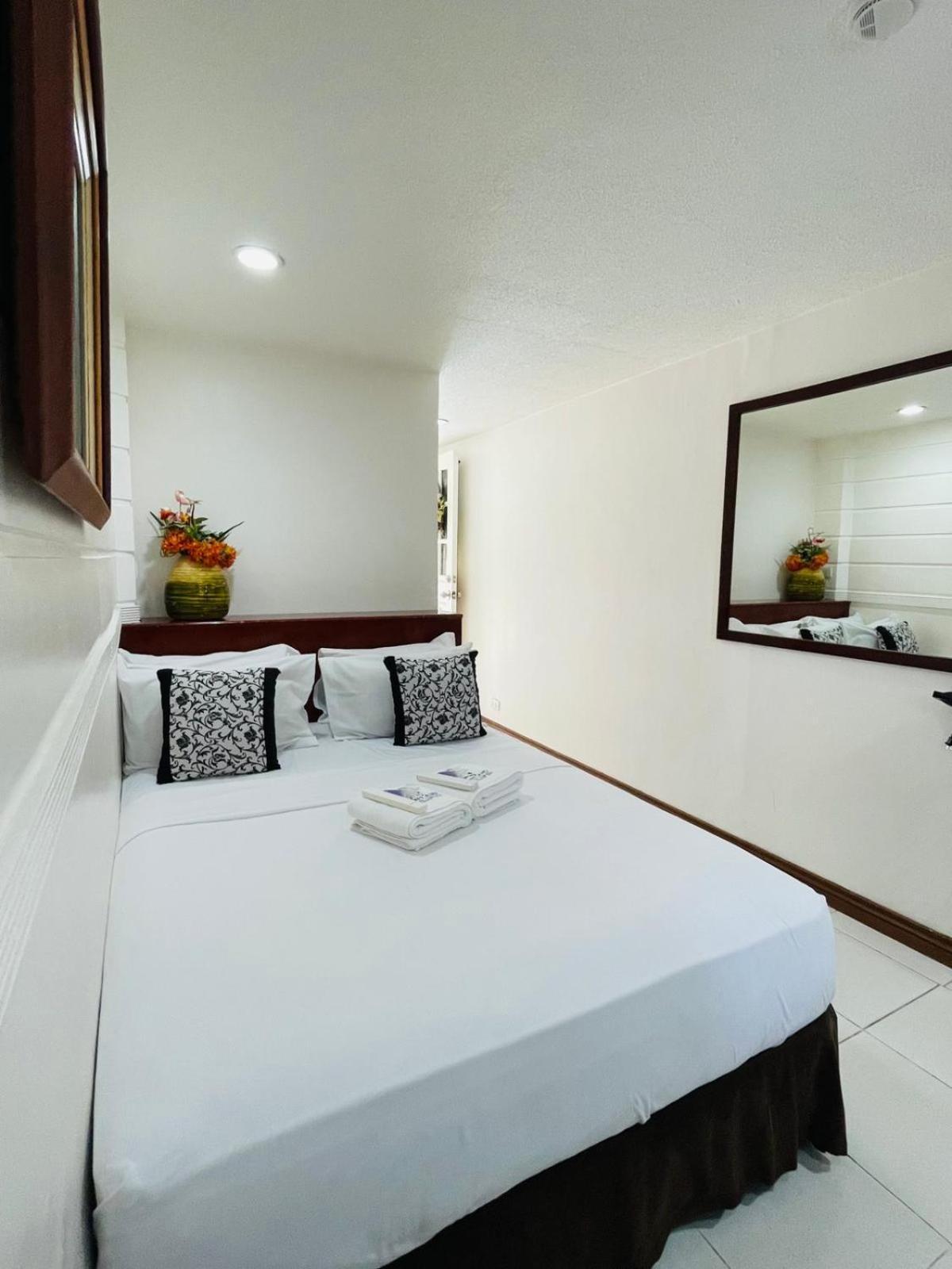 Loreland Farm Resort Antipolo Ngoại thất bức ảnh